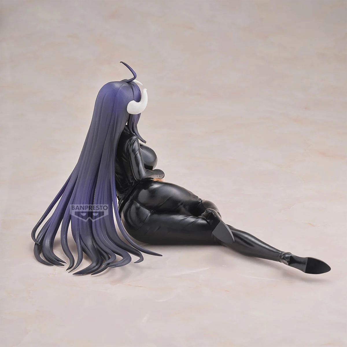 Figurine Albedo - Overlord - Relax Time 18cm
